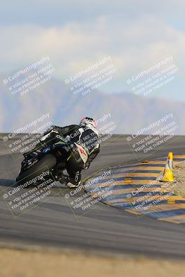 media/Nov-16-2023-Racers Edge (Thu) [[bcabf825d4]]/2-A Group/9Session 7 (Turn 12 Backside)/